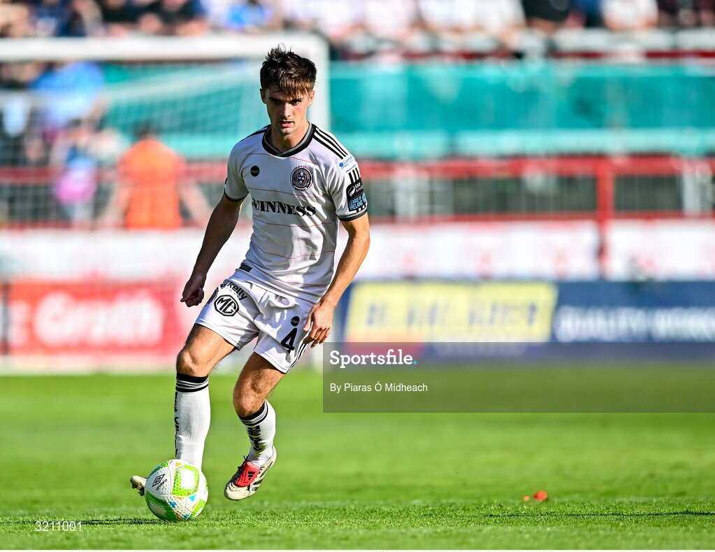 9 August 2025; Niall Morahan of Bohemians during the SSE Airtricity Men's Premier Division match between Shelbourne and Bohemians at Tolka Park in Dublin. Photo by Piaras Ó Mídheach/Sportsfile