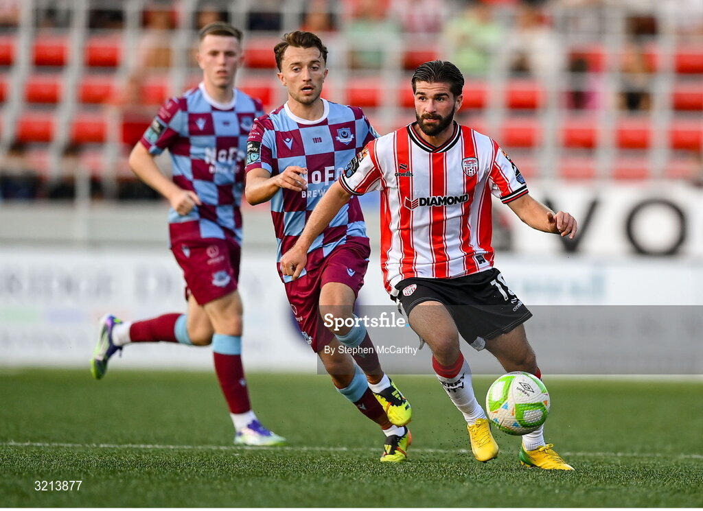 16 August 2025; Brandon Fleming of Derry City in action against Darragh Markey of Drogheda United during the Sports Direct Men’s FAI Cup third round match between Derry City and Drogheda United at The Ryan McBride Brandywell Stadium in Derry. Photo by Stephen McCarthy/Sportsfile