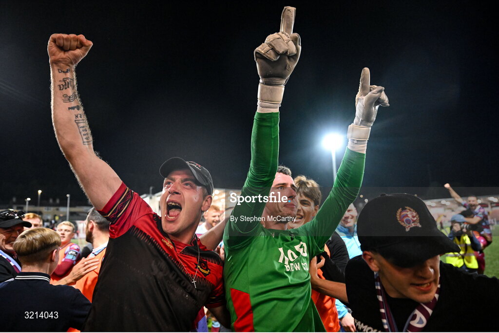 16 August 2025; Drogheda United goalkeeper Luke Dennison celebrates after the Sports Direct Men’s FAI Cup third round match between Derry City and Drogheda United at The Ryan McBride Brandywell Stadium in Derry. Photo by Stephen McCarthy/Sportsfile