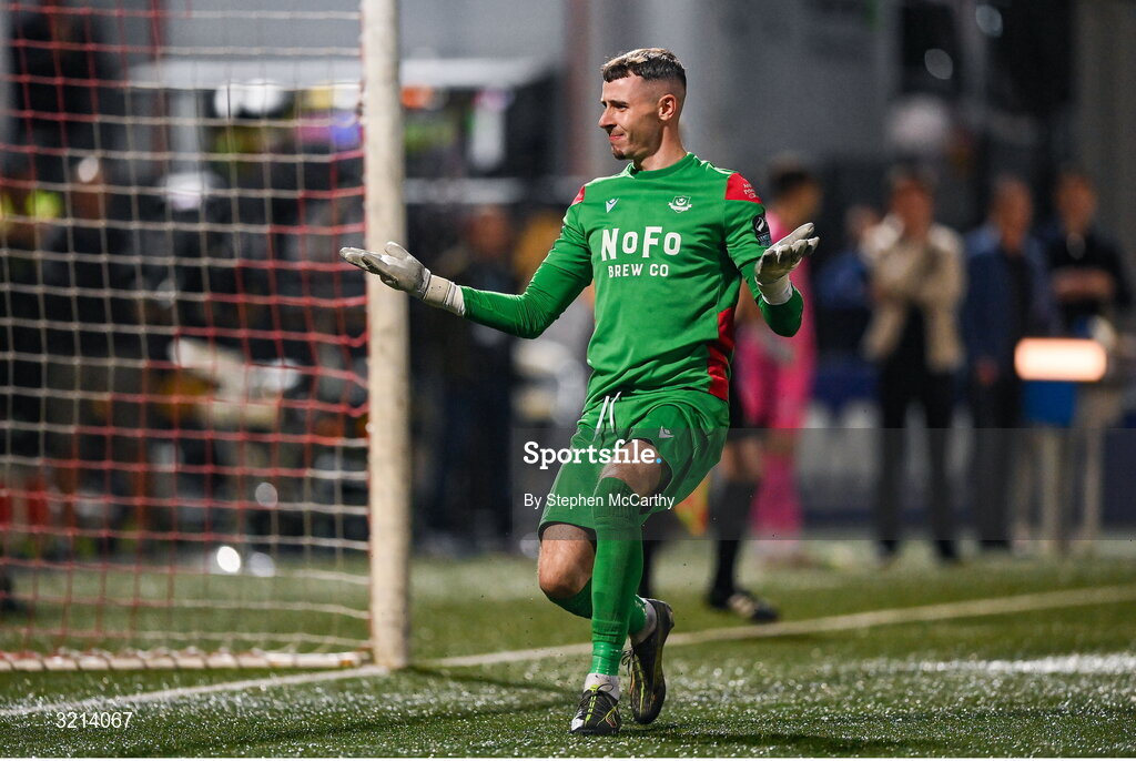 16 August 2025; Drogheda United goalkeeper Luke Dennison celebrates after saving his second penalty in the penalty shootout of the Sports Direct Men’s FAI Cup third round match between Derry City and Drogheda United at The Ryan McBride Brandywell Stadium in Derry. Photo by Stephen McCarthy/Sportsfile