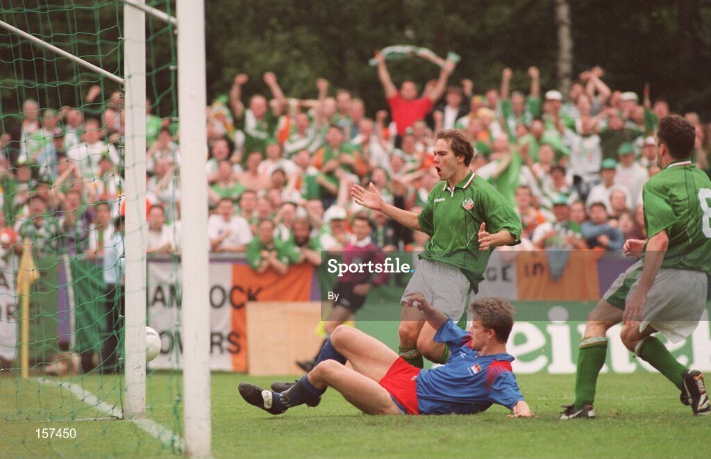 4 June 1995; Jason McAteer, Republic of Ireland, watches his shot hit the post while team-mate John aldridge, right, looks on. European Championship Qualifier, Republic of Ireland v Liechtenstein, Liechtenstein. Soccer. Picture credit; Ray McManus / SPORTSFILE