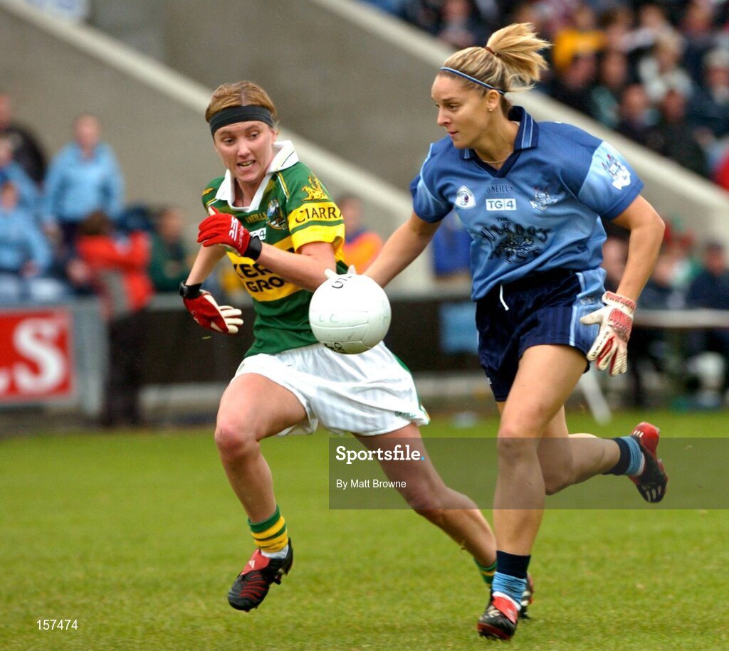 11 September 2004; Louise Kelly, Dublin, in action against Riona Ni Chinneide, Kerry. Dublin v Kerry, O'Moore Park, Portlaoise, Co. Laois. Picture credit; Matt Browne / SPORTSFILE
