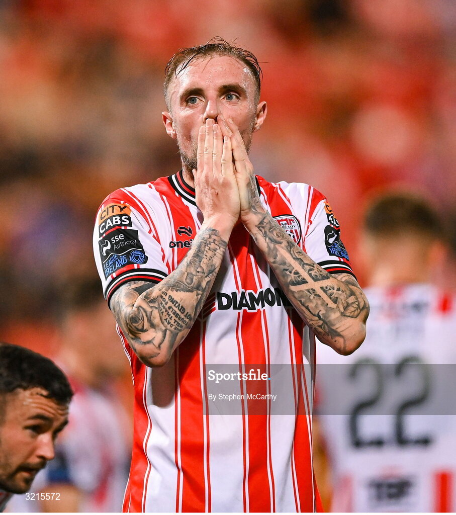 16 August 2025; Carl Winchester of Derry City reacts to a missed opportunity on goal during the Sports Direct Men’s FAI Cup third round match between Derry City and Drogheda United at The Ryan McBride Brandywell Stadium in Derry. Photo by Stephen McCarthy/Sportsfile