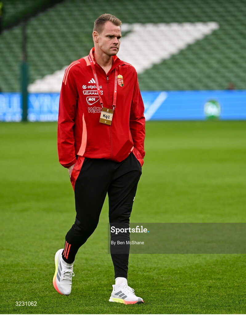6 September 2025; Hungary goalkeeper Dénes Dibusz walks the pitch before the FIFA World Cup 2026 Group F qualifying match between Republic of Ireland and Hungary at the Aviva Stadium in Dublin. Photo by Ben McShane/Sportsfile