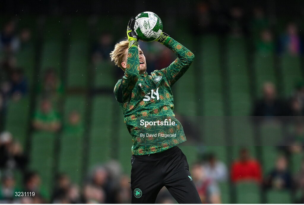 6 September 2025; Republic of Ireland goalkeeper Caoimhin Kelleher warms-up before the FIFA World Cup 2026 Group F qualifying match between Republic of Ireland and Hungary at the Aviva Stadium in Dublin. Photo by David Fitzgerald/Sportsfile