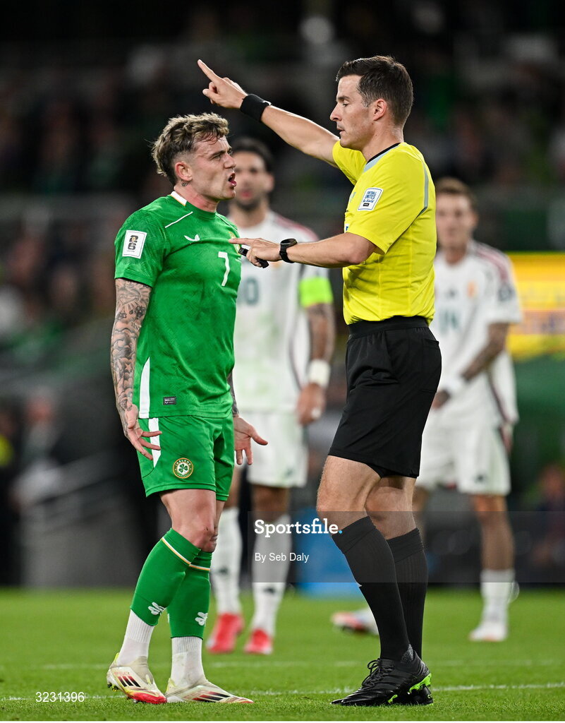 6 September 2025; Sammie Szmodics of Republic of Ireland remonstrates with referee Harm Osmer during the FIFA World Cup 2026 Group F qualifying match between Republic of Ireland and Hungary at the Aviva Stadium in Dublin. Photo by Seb Daly/Sportsfile