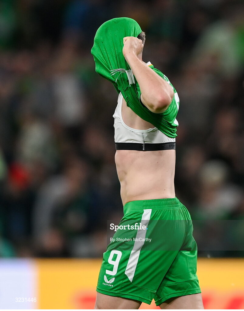6 September 2025; Evan Ferguson of Republic of Ireland reacts to a missed chance during the FIFA World Cup 2026 Group F qualifying match between Republic of Ireland and Hungary at the Aviva Stadium in Dublin. Photo by Stephen McCarthy/Sportsfile