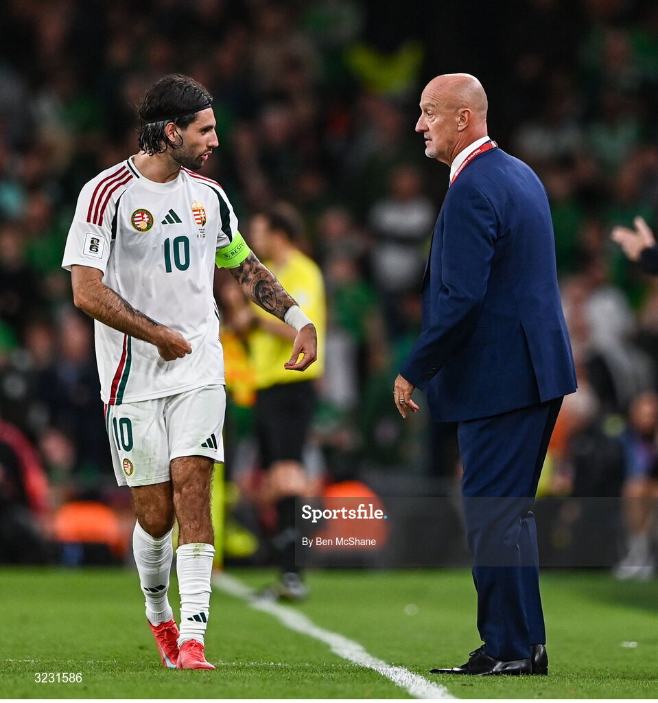 6 September 2025; Hungary head coach Marco Rossi speaks to Dominik Szoboszlai of Hungary during the FIFA World Cup 2026 Group F qualifying match between Republic of Ireland and Hungary at the Aviva Stadium in Dublin. Photo by Ben McShane/Sportsfile
