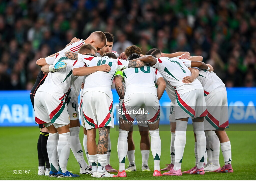 6 September 2025; The Hungary team huddle before the FIFA World Cup 2026 Group F qualifying match between Republic of Ireland and Hungary at the Aviva Stadium in Dublin. Photo by Stephen McCarthy/Sportsfile
