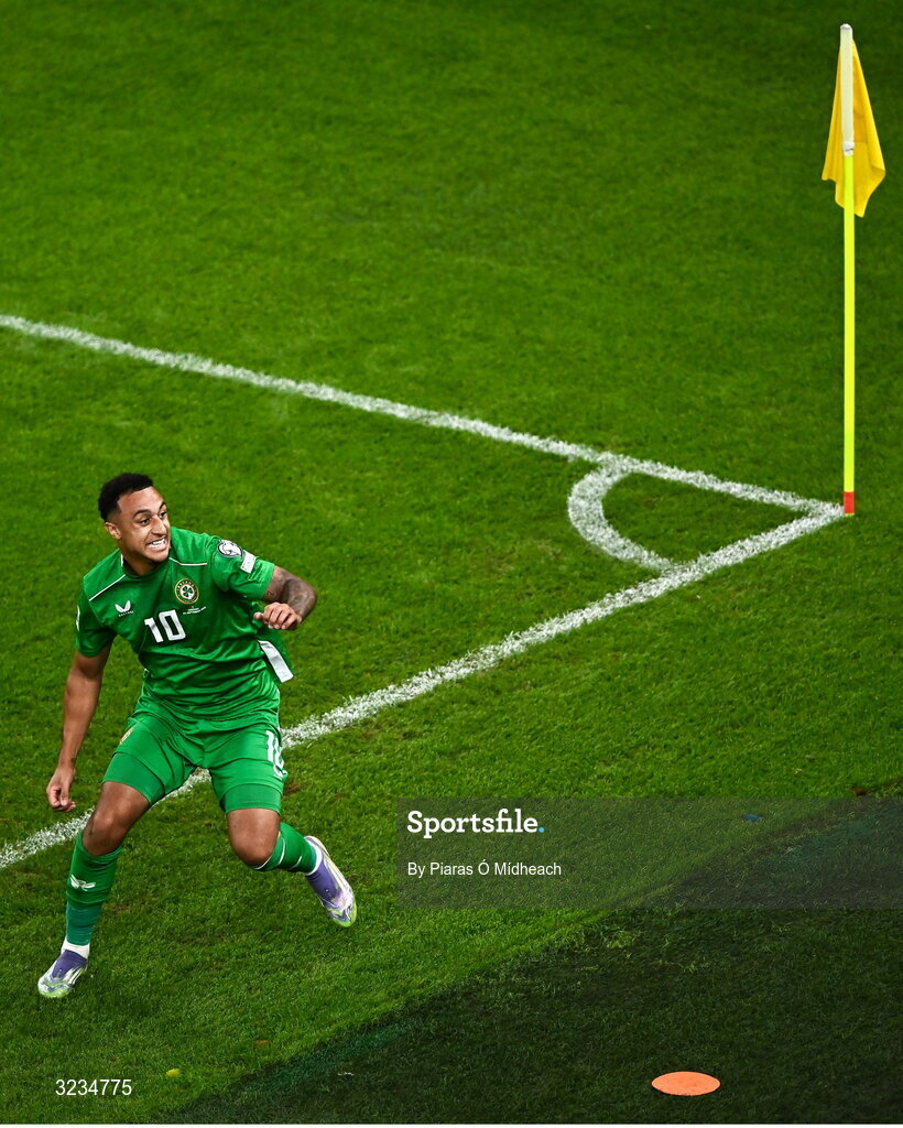 6 September 2025; Adam Idah of Republic of Ireland celebrates after scoring his side's second goal during the FIFA World Cup 2026 Group F qualifying match between Republic of Ireland and Hungary at the Aviva Stadium in Dublin. Photo by Piaras Ó Mídheach/Sportsfile