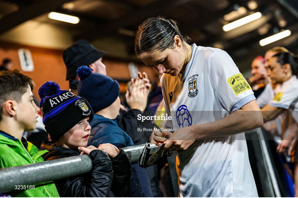 10 September 2025; Roisin Molloy of Athlone Town signs an autograph for a young fan at full time after the UEFA Women's Europa Cup first qualifying round first leg match between Glasgow City and Athlone Town at Petershill Park in Glasgow, Scotland. Photo by Ross MacDonald/Sportsfile