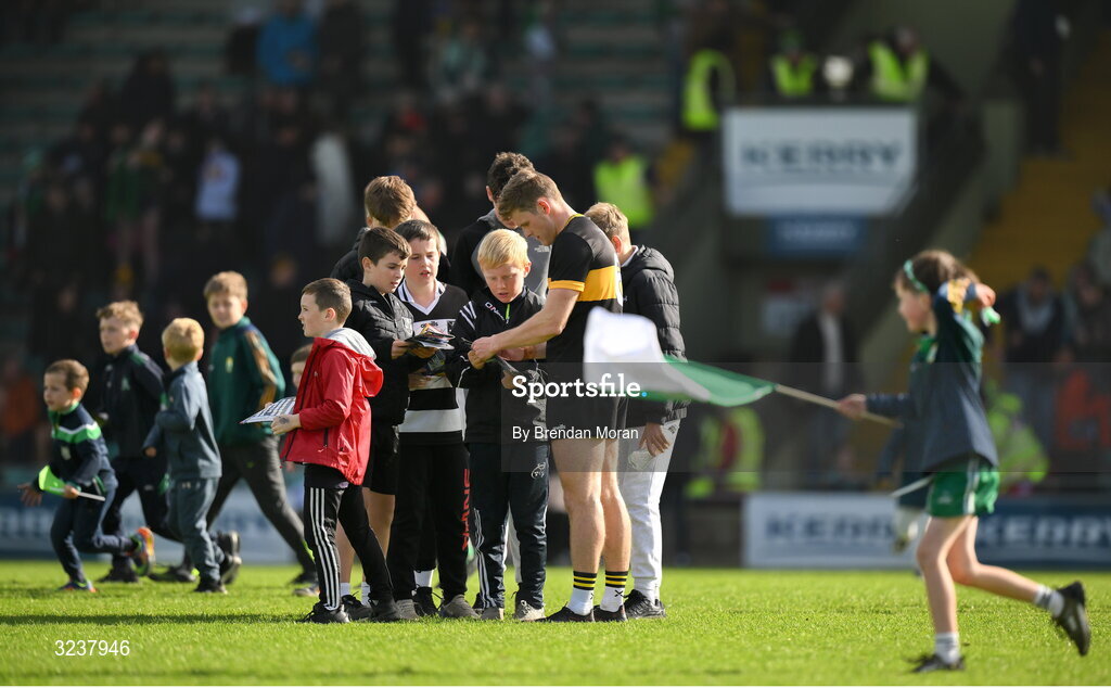 14 September 2025; Gavin White of Dr Crokes signs autographs for supporters after the Kerry County Senior Club Football Championship final match between Dr Crokes and Na Gaeil at Austin Stack Park in Tralee, Kerry. Photo by Brendan Moran/Sportsfile