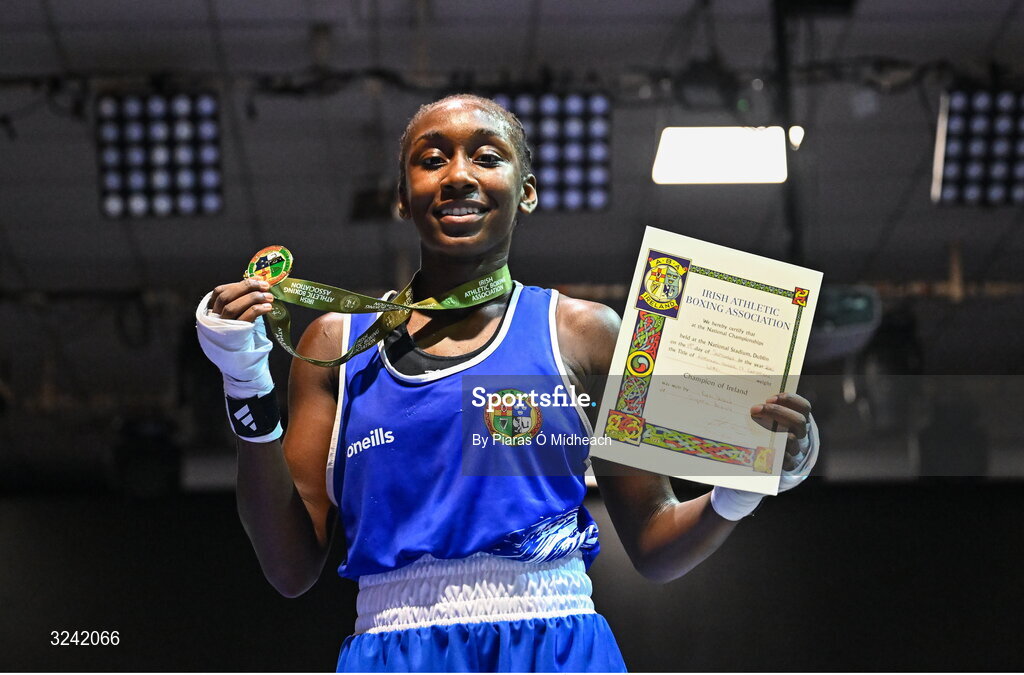 19 September 2025; Ruth Dossen Olympic BC Galway celebrates after defeating Madina Bagirova of Smithfield BC Dublin during their 60kg bout at the 2025 IABA National U17 Championship Finals at the National Boxing Stadium in Dublin. Photo by Piaras Ó Mídheach/Sportsfile