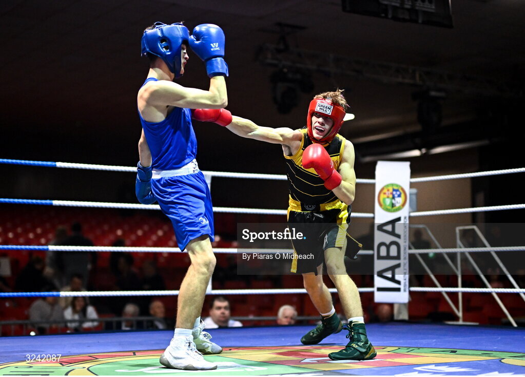 19 September 2025; CJ Gillen of Phoenix ABC Antrim, right, in action against Jason Donoghue of Olympic BC Mullingar Westmeath during their 60kg bout at the 2025 IABA National U17 Championship Finals at the National Boxing Stadium in Dublin. Photo by Piaras Ó Mídheach/Sportsfile