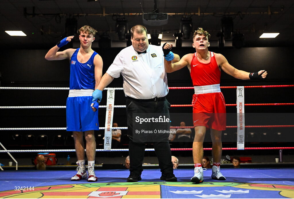 19 September 2025; Kai Dynes of Immaculata ABC Belfast, right, celebrates after defeating Darren O’Toole of Jobstown BC Dublin during their 66kg bout at the 2025 IABA National U17 Championship Finals at the National Boxing Stadium in Dublin. Photo by Piaras Ó Mídheach/Sportsfile