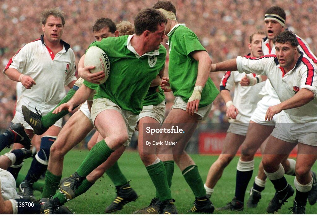 20 March 1993; Mick Galwey, Ireland, in action against  England. Five Nations Rugby Championship, Ireland v England, Lansdowne Road, Dublin. Picture Credit: David Maher / SPORTSFILE