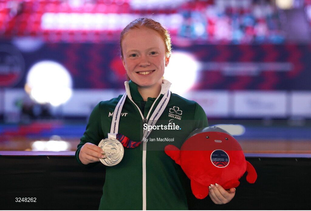 27 September 2025; Dearbhaile Brady of team Ireland poses with her silver medal after the final of the Women’s 50m Butterfly S6 during day seven of the Toyota World Para Swimming Championships at the OCBC Aquatic Centre in Singapore. Photo by Ian MacNicol/Sportsfile