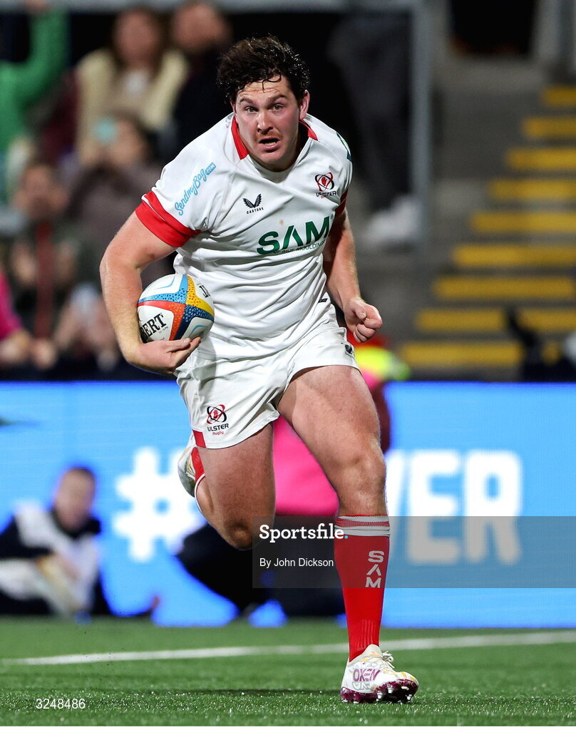 26 September 2025; Tom Stewart of Ulster on his way to scoring a try during the United Rugby Championship match between Ulster and Dragons at Affidea Stadium in Belfast. Photo by John Dickson/Sportsfile