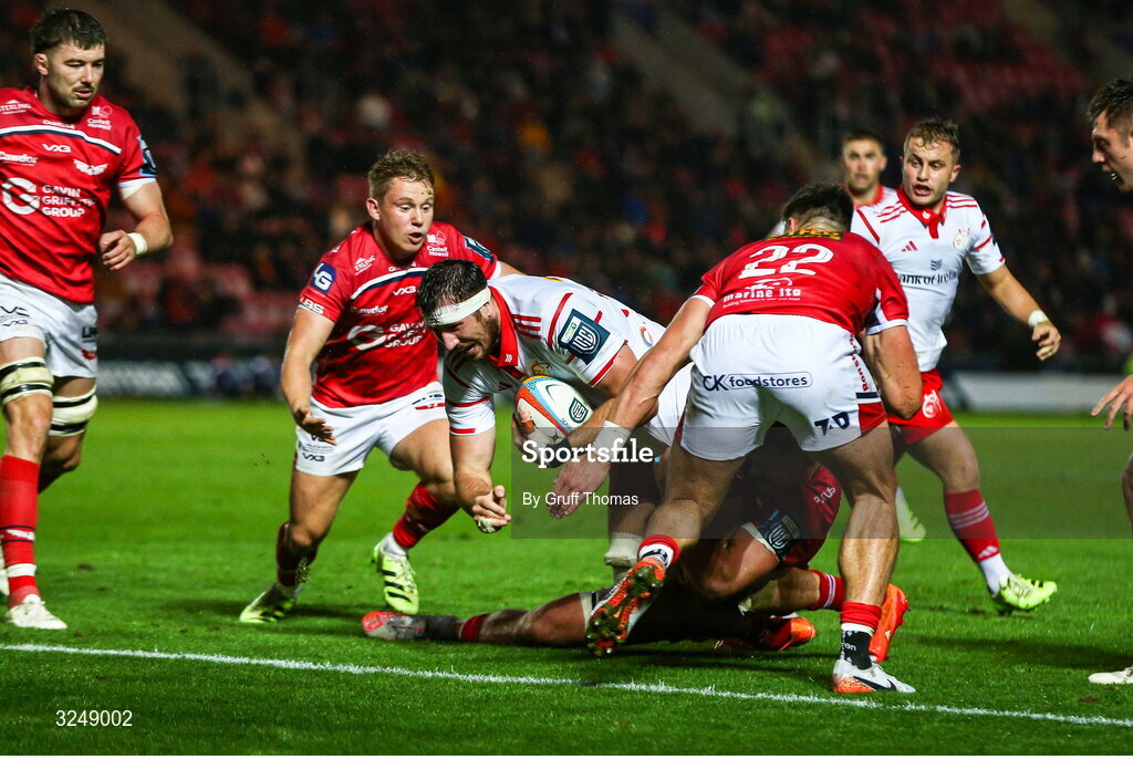 27 September 2025; Tom Ahern of Munster goes over for a try during the United Rugby Championship match between Scarlets and Munster at Parc Y Scarlets in Llanelli, Wales. Photo by Gruff Thomas/Sportsfile