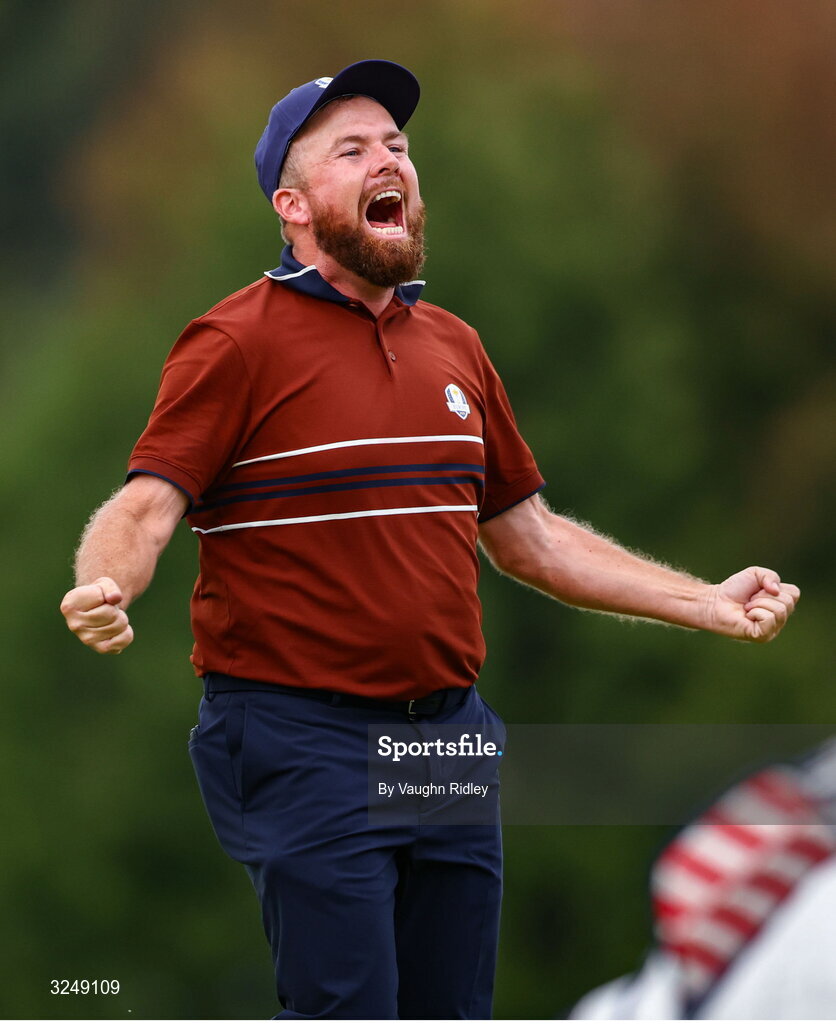 27 September 2025; Shane Lowry of Europe celebrates on the 18th green during the afternoon fourballs on day two of the 2025 Ryder Cup at Black Course at Bethpage State Park Golf Course in Farmingdale, New York, USA. Photo by Vaughn Ridley/Sportsfile