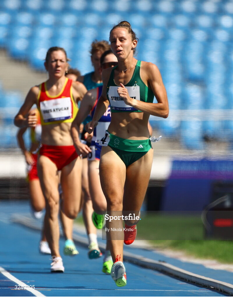 28 September 2025; Greta Streimikyte of team Ireland on her way to winning Gold in the Women's 1500m T13 final during day three of the New Delhi 2025 World Para Athletics Championships at JLN Stadium in New Delhi, India. Photo by Nikola Krstic/Sportsfile
