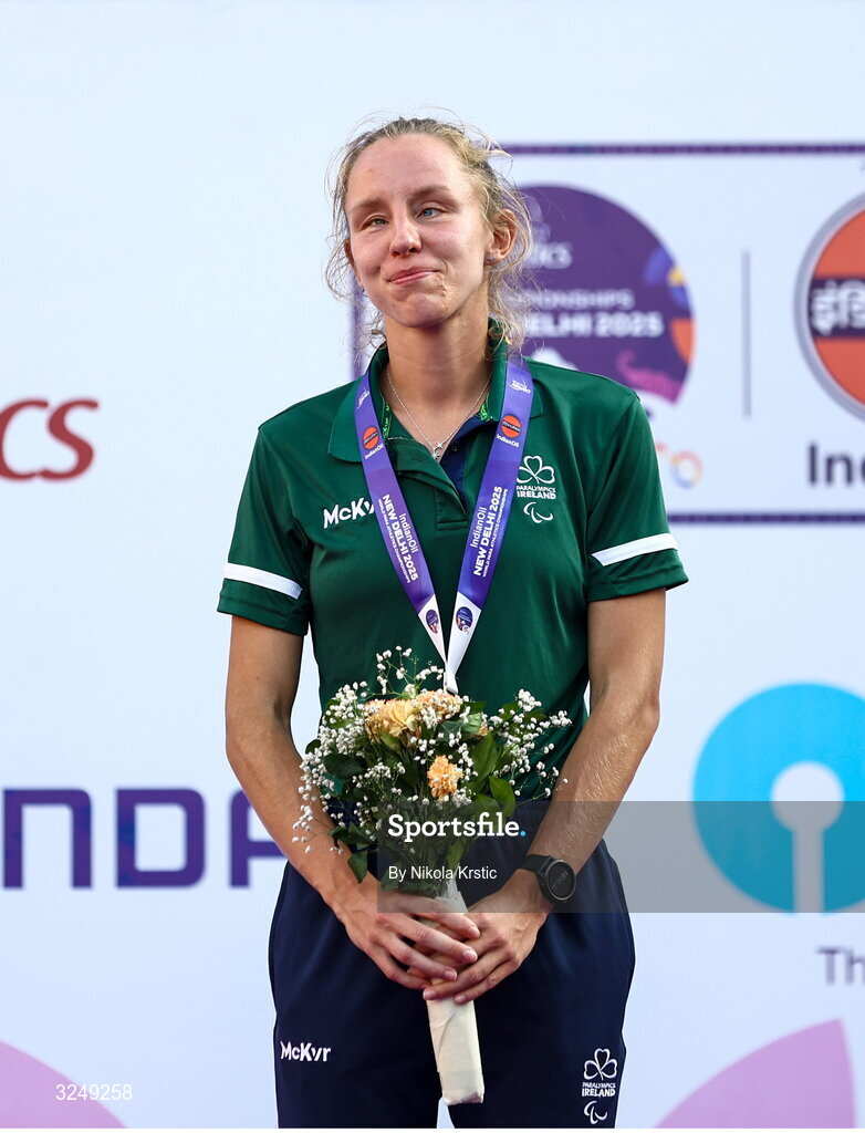 28 September 2025; Greta Streimikyte of team Ireland during the medal ceremony after winning Gold in the Women's 1500m T13 final during day three of the New Delhi 2025 World Para Athletics Championships at JLN Stadium in New Delhi, India. Photo by Nikola Krstic/Sportsfile