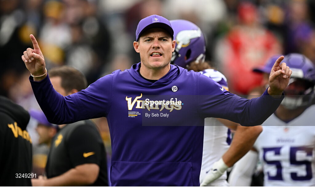 28 September 2025; Minnesota Vikings head coach Kevin O’Connell  before the 2025 NFL International Game between the Pittsburgh Steelers and the Minnesota Vikings at Croke Park in Dublin. Photo by Seb Daly/Sportsfile