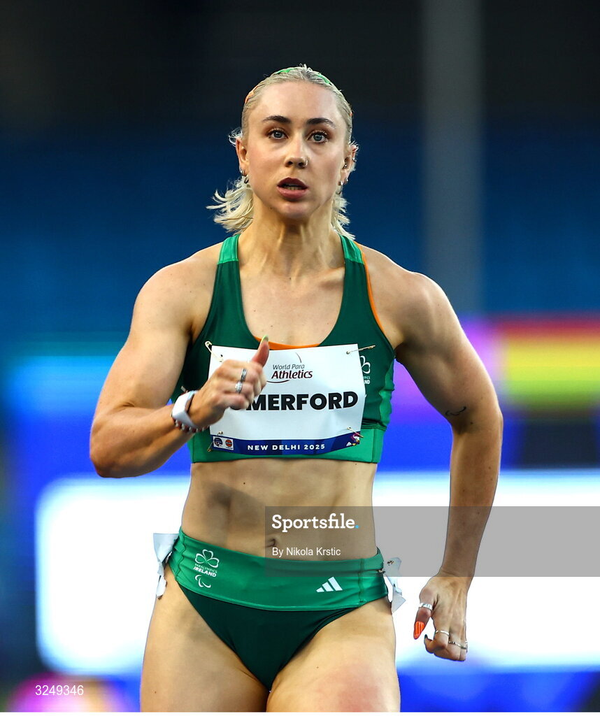 28 September 2025; Orla Comerford of team Ireland on her way to winning Gold in the Women's T13 100m final during day three of the New Delhi 2025 World Para Athletics Championships at JLN Stadium in New Delhi, India. Photo by Nikola Krstic/Sportsfile