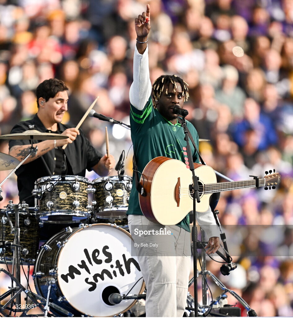 28 September 2025; Artist Myles Smith performs during the halftime show during the 2025 NFL International Game between the Pittsburgh Steelers and the Minnesota Vikings at Croke Park in Dublin. Photo by Seb Daly/Sportsfile