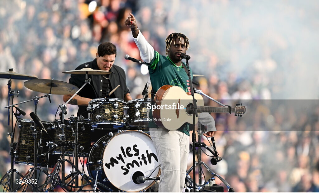28 September 2025; Artist Myles Smith performs during the halftime show during the 2025 NFL International Game between the Pittsburgh Steelers and the Minnesota Vikings at Croke Park in Dublin. Photo by Seb Daly/Sportsfile