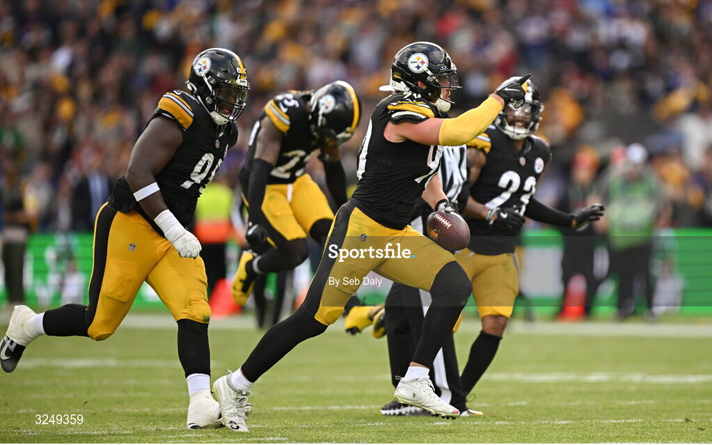 28 September 2025; Linebacker TJ Watt #90 of Pittsburgh Steelers celebrates after an intercept during the 2025 NFL International Game between the Pittsburgh Steelers and the Minnesota Vikings at Croke Park in Dublin. Photo by Seb Daly/Sportsfile