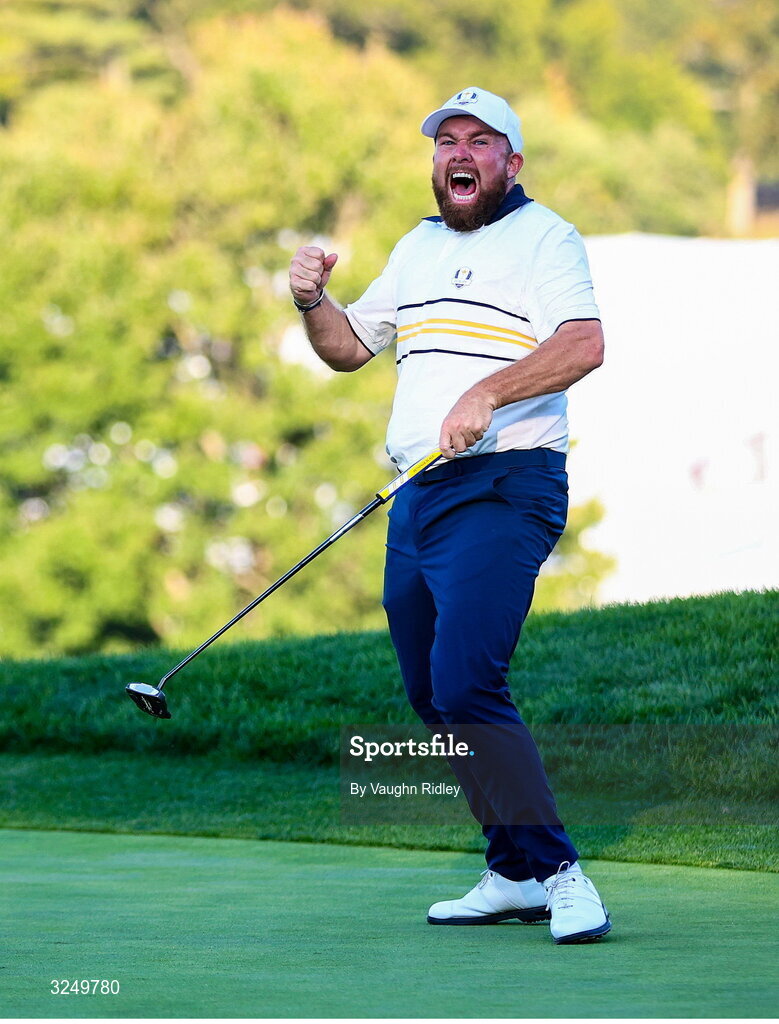28 September 2025; Shane Lowry of Europe celebrates on the 18th green during the singles matches on day three of the 2025 Ryder Cup at Black Course at Bethpage State Park Golf Course in Farmingdale, New York, USA. Photo by Vaughn Ridley/Sportsfile