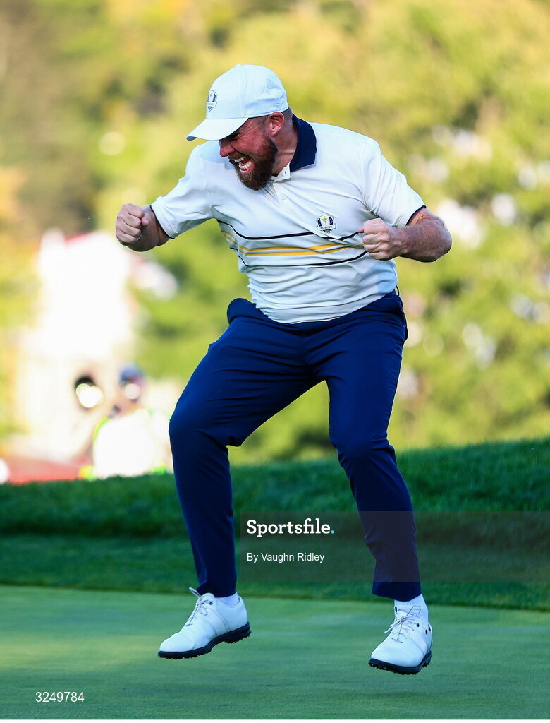 28 September 2025; Shane Lowry of Europe celebrates on the 18th green during the singles matches on day three of the 2025 Ryder Cup at Black Course at Bethpage State Park Golf Course in Farmingdale, New York, USA. Photo by Vaughn Ridley/Sportsfile