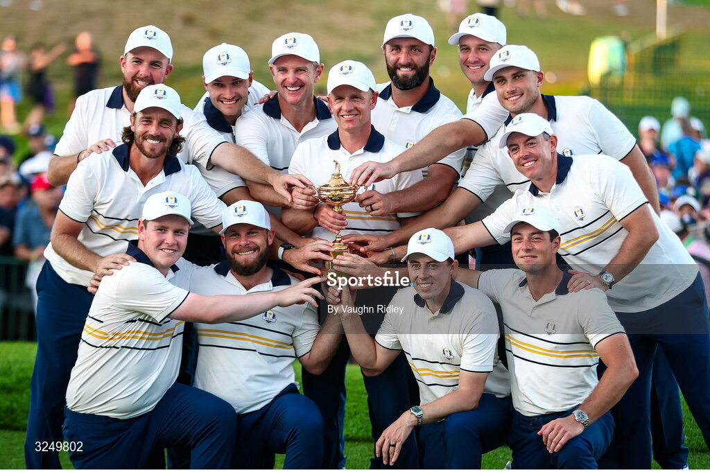 28 September 2025; The Europe team and captain Luke Donald celebrate with the Ryder Cup on day three of the 2025 Ryder Cup at Black Course at Bethpage State Park Golf Course in Farmingdale, New York, USA. Photo by Vaughn Ridley/Sportsfile