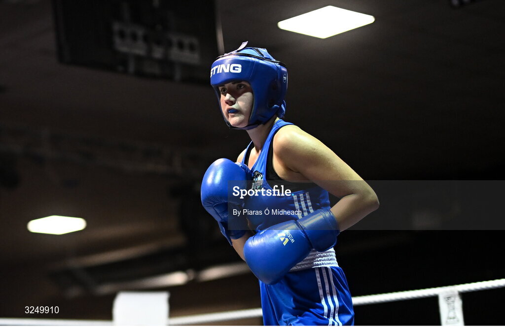 19 September 2025; Layla Kelly of Baldoyle BC Dublin in action against Ella Archbold of Ballybrack BC Dublin during their 57kg bout at the 2025 IABA National U17 Championship Finals at the National Boxing Stadium in Dublin. Photo by Piaras Ó Mídheach/Sportsfile