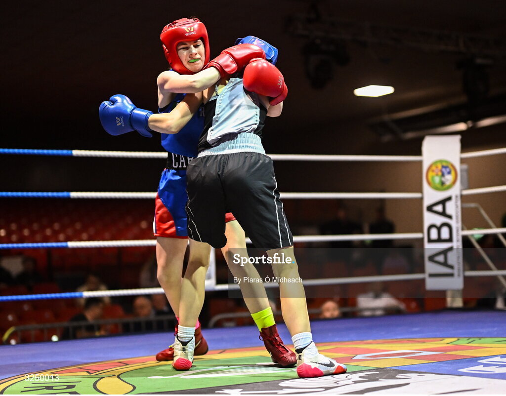 19 September 2025; Carly O’Herron of Rochfordbridge BC Westmeath, left, in action against Aleigha Murphy of Ballybrack BC Dublin during their 52kg bout at the 2025 IABA National U17 Championship Finals at the National Boxing Stadium in Dublin. Photo by Piaras Ó Mídheach/Sportsfile