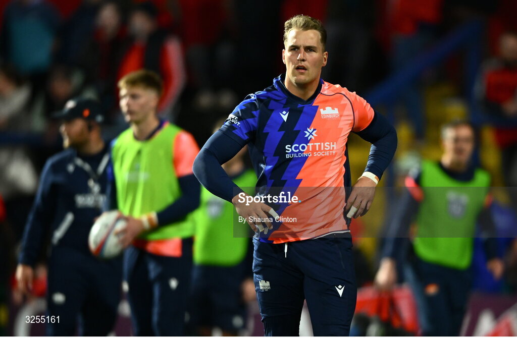 10 October 2025; Duhan van der Merwe of Edinburgh warms-up before the United Rugby Championship match between Munster and Edinburgh at Virgin Media Park in Cork. Photo by Shauna Clinton/Sportsfile