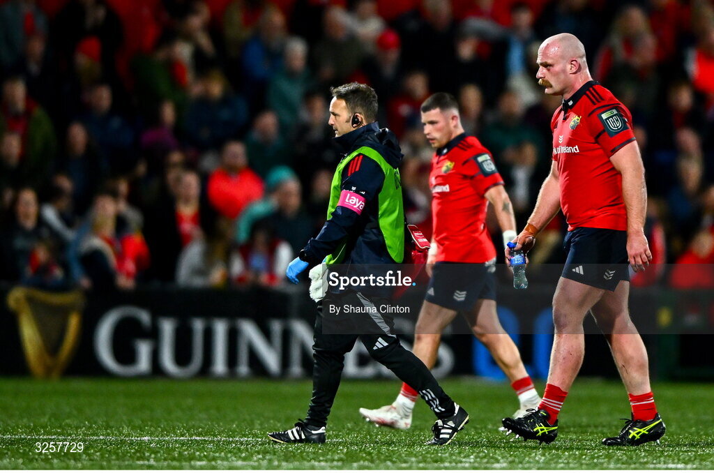10 October 2025; Oli Jager of Munster leaves the pitch to receive medical attention during the United Rugby Championship match between Munster and Edinburgh at Virgin Media Park in Cork. Photo by Shauna Clinton/Sportsfile