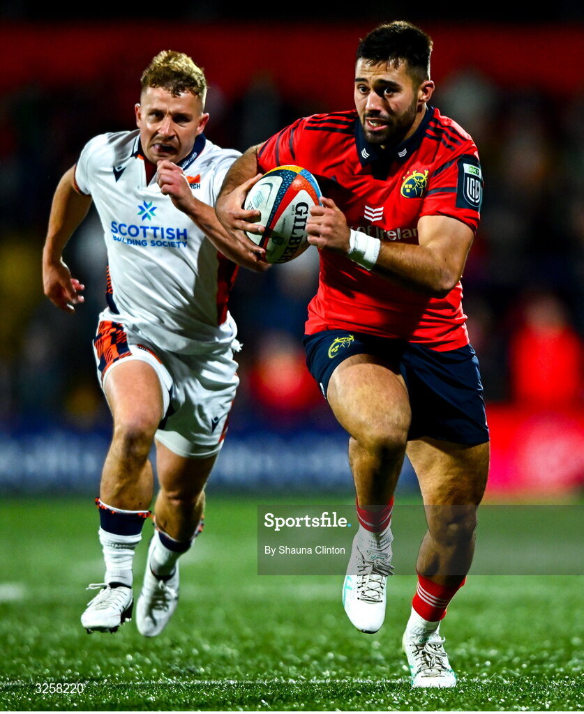 10 October 2025; Dan Kelly of Munster makes a break during the United Rugby Championship match between Munster and Edinburgh at Virgin Media Park in Cork. Photo by Shauna Clinton/Sportsfile