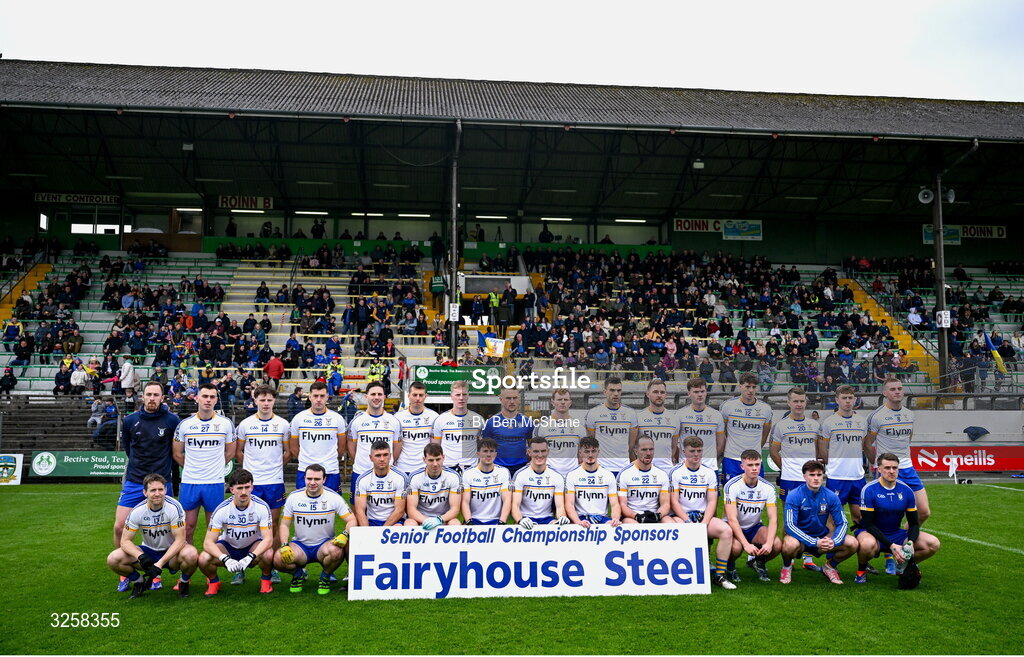 12 October 2025; The Ratoath panel before the Meath County Senior Club Football Championship final match between Ratoath and Summerhill at Páirc Tailteann in Navan, Meath. Photo by Ben McShane/Sportsfile