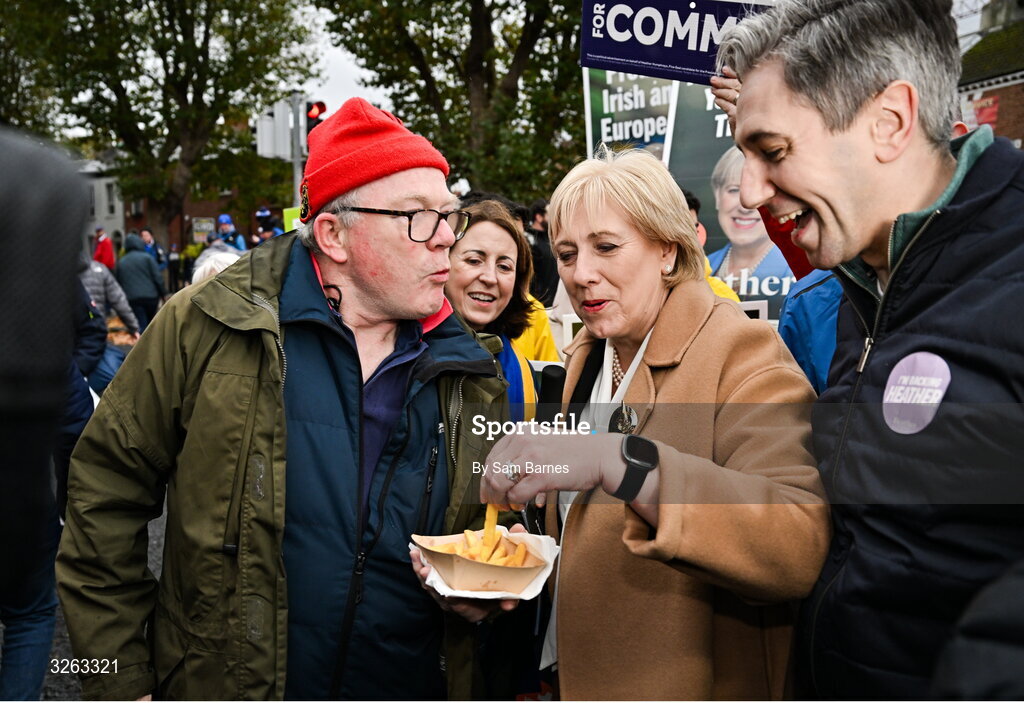 18 October 2025; Fine Gael presidential candidate Heather Humphreys, centre, and Tánaiste Simon Harris TD, right, before the United Rugby Championship match between Leinster and Munster at Croke Park in Dublin. Photo by Sam Barnes/Sportsfile