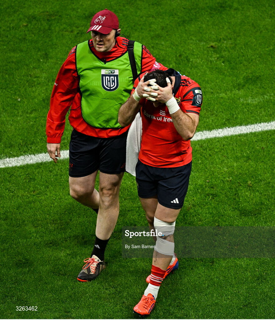18 October 2025; Andrew Smith of Munster leaves the pitch after picking up an injury during the United Rugby Championship match between Leinster and Munster at Croke Park in Dublin. Photo by Sam Barnes/Sportsfile