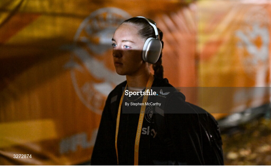 28 October 2025; Republic of Ireland goalkeeper Katie Keane before the UEFA Women's Nations League A/B promotion/relegation play-off second leg match between Belgium and Republic of Ireland at The King Power At Den Dreef Stadium in Leuven, Belgium. Photo by Stephen McCarthy/Sportsfile