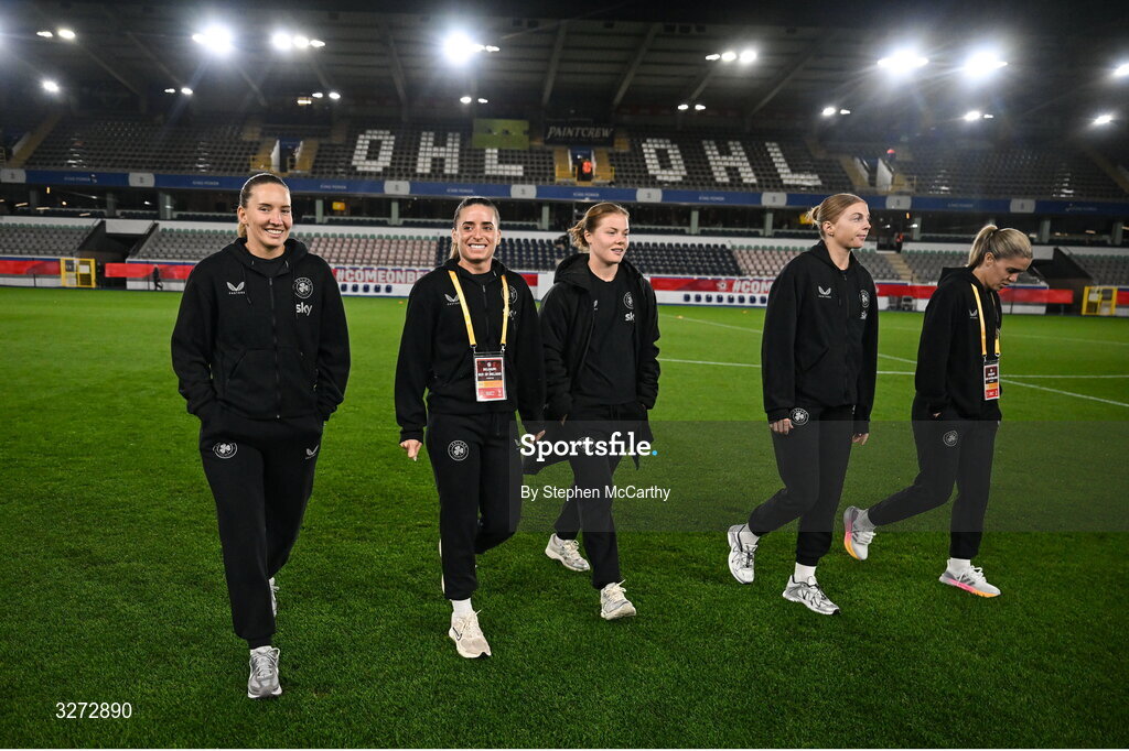 28 October 2025; Republic of Ireland players, from left, Sophie Whitehouse, Chloe Mustaki, Emily Murphy, Hayley Nolan and Jamie Finn before the UEFA Women's Nations League A/B promotion/relegation play-off second leg match between Belgium and Republic of Ireland at The King Power At Den Dreef Stadium in Leuven, Belgium. Photo by Stephen McCarthy/Sportsfile
