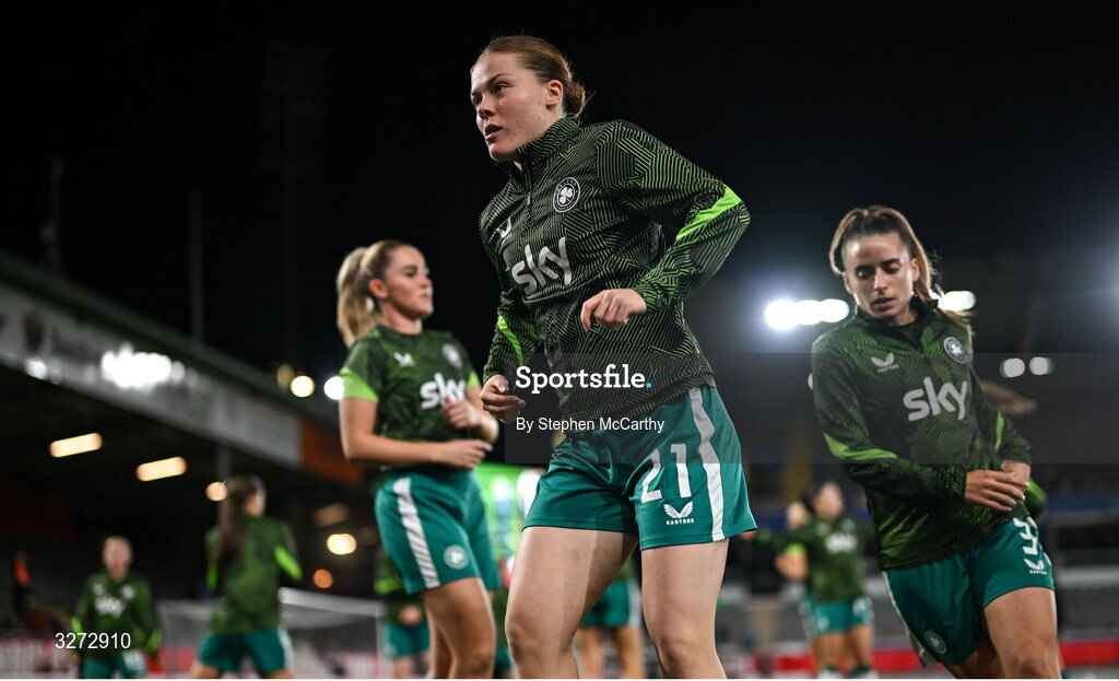 28 October 2025; Emily Murphy of Republic of Ireland before the UEFA Women's Nations League A/B promotion/relegation play-off second leg match between Belgium and Republic of Ireland at The King Power At Den Dreef Stadium in Leuven, Belgium. Photo by Stephen McCarthy/Sportsfile