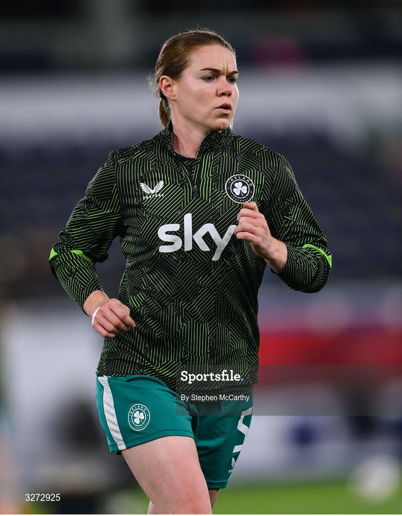 28 October 2025; Aoife Mannion of Republic of Ireland before the UEFA Women's Nations League A/B promotion/relegation play-off second leg match between Belgium and Republic of Ireland at The King Power At Den Dreef Stadium in Leuven, Belgium. Photo by Stephen McCarthy/Sportsfile