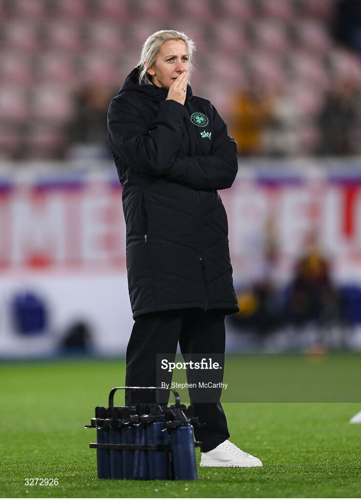 28 October 2025; Republic of Ireland head coach Carla Ward before the UEFA Women's Nations League A/B promotion/relegation play-off second leg match between Belgium and Republic of Ireland at The King Power At Den Dreef Stadium in Leuven, Belgium. Photo by Stephen McCarthy/Sportsfile