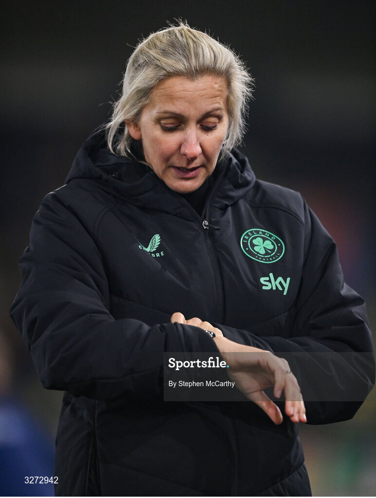 28 October 2025; Republic of Ireland head coach Carla Ward before the UEFA Women's Nations League A/B promotion/relegation play-off second leg match between Belgium and Republic of Ireland at The King Power At Den Dreef Stadium in Leuven, Belgium. Photo by Stephen McCarthy/Sportsfile