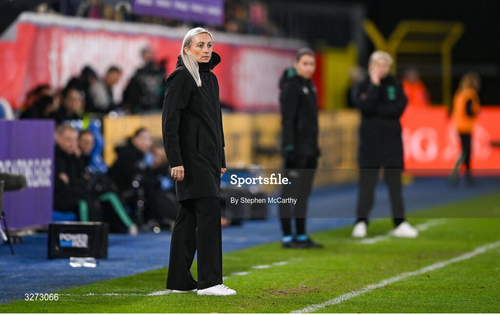 28 October 2025; Belgium head coach Elísabet Gunnarsdóttir during the UEFA Women's Nations League A/B promotion/relegation play-off second leg match between Belgium and Republic of Ireland at The King Power At Den Dreef Stadium in Leuven, Belgium. Photo by Stephen McCarthy/Sportsfile