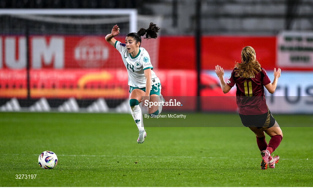 28 October 2025; Marissa Sheva of Republic of Ireland in action against Janice Cayman of Belgium during the UEFA Women's Nations League A/B promotion/relegation play-off second leg match between Belgium and Republic of Ireland at The King Power At Den Dreef Stadium in Leuven, Belgium. Photo by Stephen McCarthy/Sportsfile
